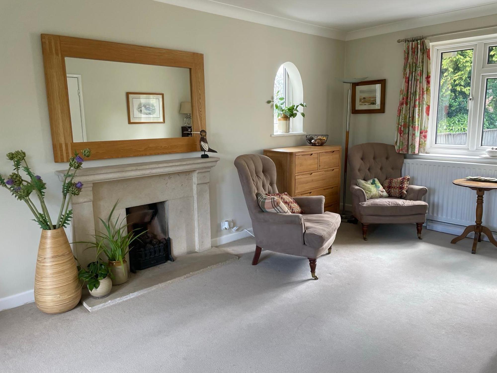 Charming Bournemouth House With Beautiful Spacious Gardens, 5 Min Drive To Beaches, Free Parking For 2-3 Cars 외부 사진